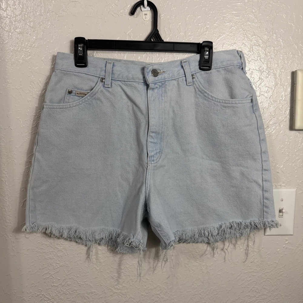 Vintage Riders by Lee High Waisted Light Wash Denim Cut Off Shorts Frayed Hem